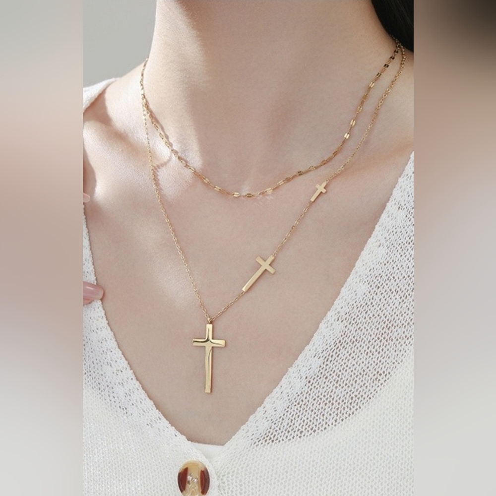 18K Stainless Steel Tarnish Free Cross Necklace - Picture 2 of 2